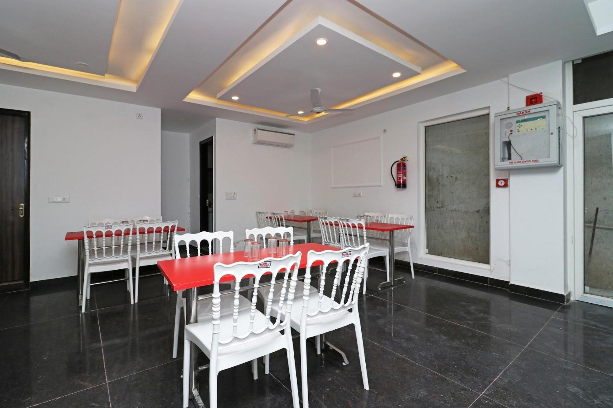 Hotel O Aamara New Delhi Ngoại thất bức ảnh
