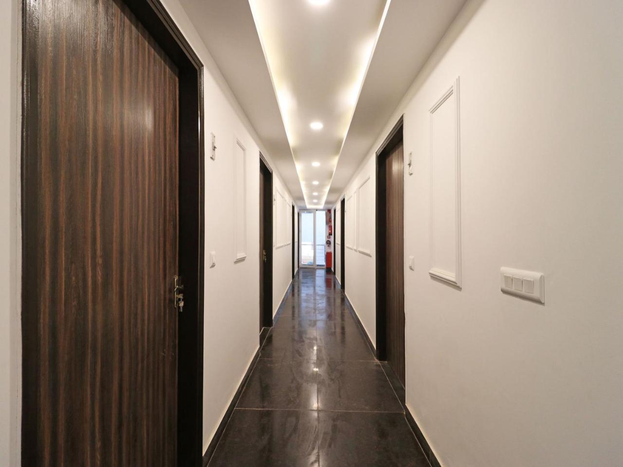 Hotel O Aamara New Delhi Ngoại thất bức ảnh
